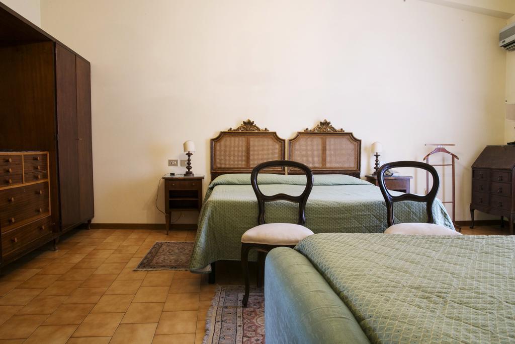Hotel Villa Le Rondini Florence Room photo